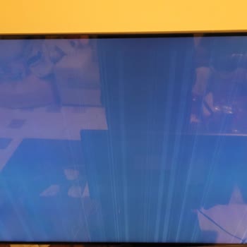 Sunny Akıllı Televizyon Çizgilenme