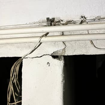 İBB - İstanbul Büyükşehir Belediyesi Deprem Riski Altındaki Binamız İçin Acil Dönüş Bekliyoruz