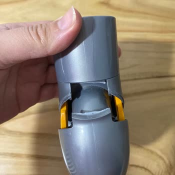 Dyson Garantideki Ürünün Yedek Parçasını Karşılamıyor