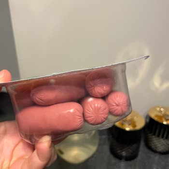 Keskinoğlu Sosis Paket Açılmadan Küflendi!