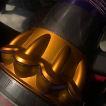 Dyson Süpürgem Çok Sağlıksız Görünüyor