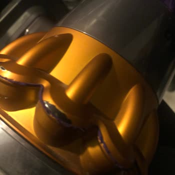 Dyson Süpürgem Çok Sağlıksız Görünüyor