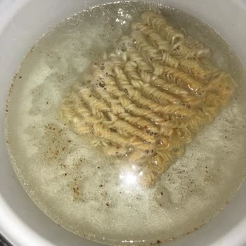 Dudomi Baharatın Ağzı Açık Olması