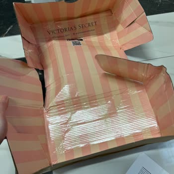 Victoria's Secret Victoria Screet Boş Kargo Kutusu