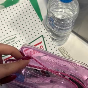 Mallofistanbul Kiko Milano Mağaza Çalışanları