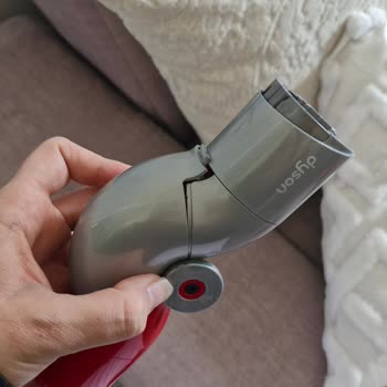 Dyson V12 Boru Sorunu