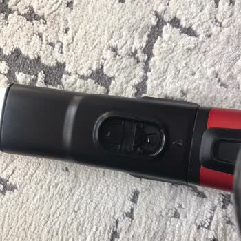 PHILIPS Ev Aletleri Philips XC7043/01 Şarjlı Dik Süpürge Teleskobik Başlık Kronik Sorunu