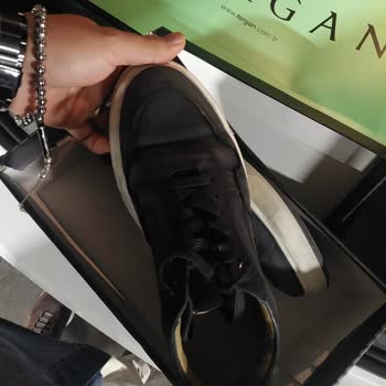 Tergan'dan Ayakkabı Alınmaz