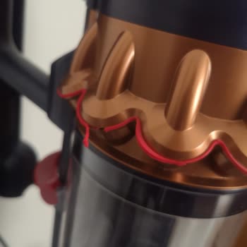 Dyson Gen5 Kırmızı Sünger