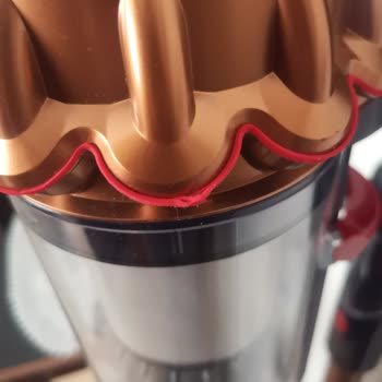 Dyson Gen5 Kırmızı Sünger