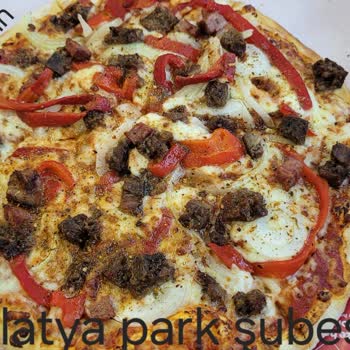 Domino's Pizza Şubesi Pizza Malzemelerini Az Koyuyor