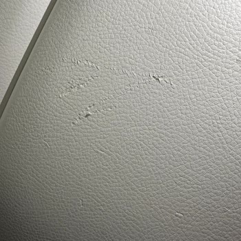 İşbir Yatak Malzeme Kalitesizliği Dökülen Deri Kaplama