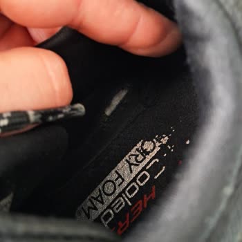 Skechers 'dan Aldığım Outdoor Ayakkabının 2ay Geçmeden Açılmaları Oldu