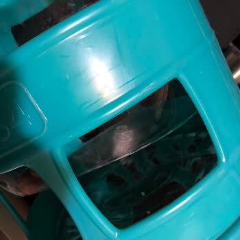 Buzdağı Cam Şişenin Dibi Kırıldı Ama Umursamadılar!