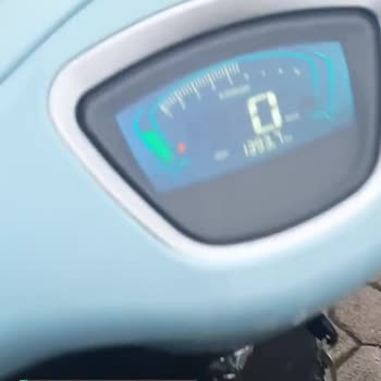 Mondial Scooter Kendi Kendine Gaz Veriyor