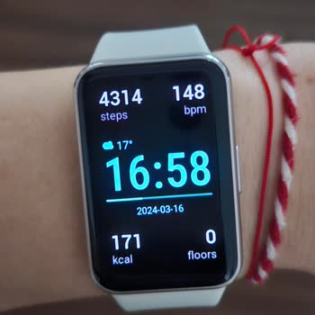 Samsung Telefon Galaxy Fit3 Bileklikte Adımsayar Hatası Ve Kalori Sorunu