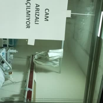 Kırıkkale Tıp Fakültesi Hasta Odasının Penceresi Açılmıyor.