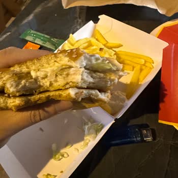 GetirYemek Getirin Ve McDonald's In Duble Mc Chicken Parasına Normal Getirmesi