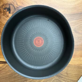 6X Tefal Titanyum Set Yapışıyor