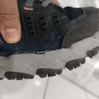 Skechers Ayakkabı Kalitesiz Ve Firma Ürünün Arkasında Durmuyor