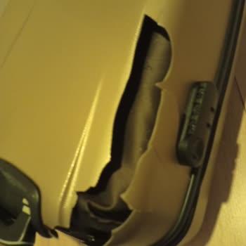 Türk Hava Yolları Valizim Parçalandı Tazminat Ödemiyor