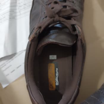 FLO Ayakkabı Kaliteli Markaya Yakışmayan Ayakkabı Sorunu!