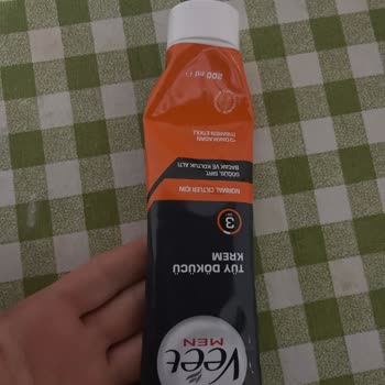 Veet Sivilcelenme Kaşıntı Var