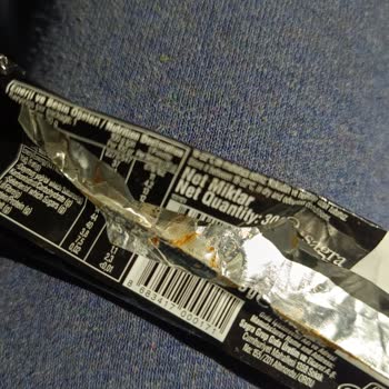 Tadelle Çikolata İçerisinde Fındık Kabuğu Çıktı