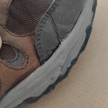 Skechers Sadece 14 Ay'da Dağıldı.