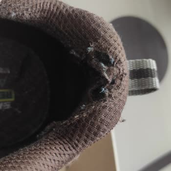 Skechers Sadece 14 Ay'da Dağıldı.