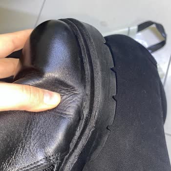 Bambi Ayakkabı Bot İki Kere Tamire Gitti Ve Hep Yırtık Gönderdiler