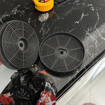 Luxell İnsanlardan Fatura Kesmiyor Haksız Yere Çok Para Talep Ediyor.