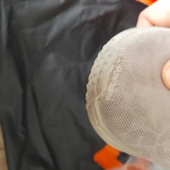Skechers Üretim Hatası Bulunan Ayakkabının Yenisi İle Değiştirilmemesi