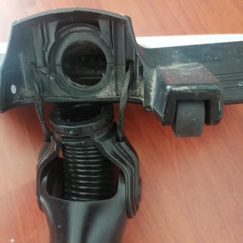 Bosch Elektrikli El Aletleri Bosch Dikey Başlığı Kırıldı