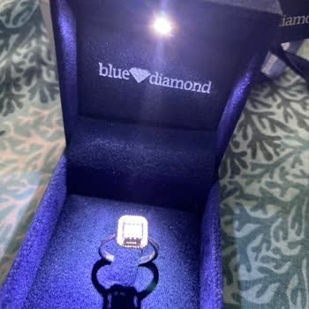 Blue Diamond Satarken Değer Kaybını Söyleyin