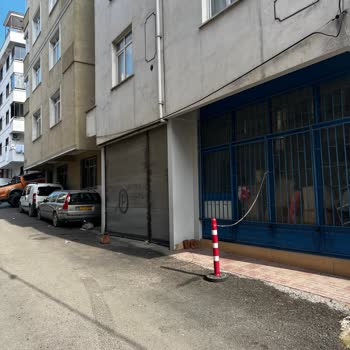 İBB - İstanbul Büyükşehir Belediyesi Sokak Duba Ve Taş Koymak