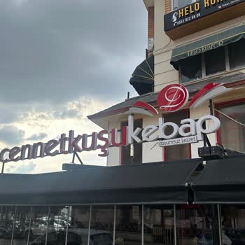 Cennetkuşu Kebap Köpek Alınmayan Mekan Mı Kaldı?