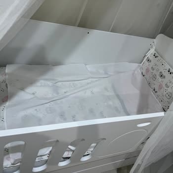 Genç Bebe Ürünlerinin Arkasında Durmuyor!