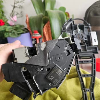 Ford Custom Kapi İç Kilit Arızası