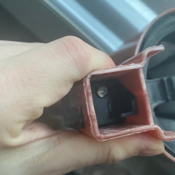 Fantom Fanset Elektrikli Ev Aletleri Süpürgem Kapanmıyor: Yardım Bekliyorum