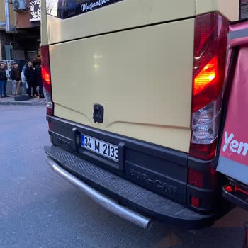 İstanbul Minibüsçüler Odası Şirinevler Dolmuşunda Skandal