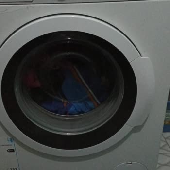 Profilo Bütün Işıklar Yanıyor Tuşlar Çalışmıyor