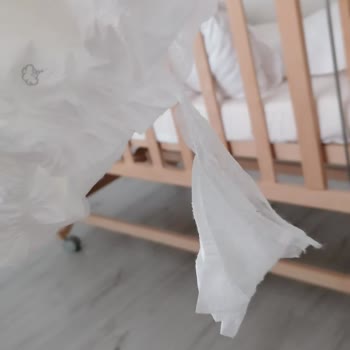 Sleepy 5 Numara Bebek Bezi Cırtlarından Yırtıldı.