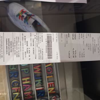 Sneaks Up Nike Air Basketbol Ayakkabısında Beklenmedik Hızlı Yıpranma Ve Servis Hayal Kırıklığı