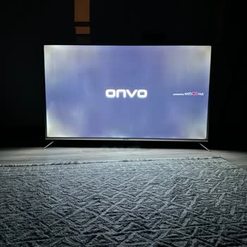 Onvo 65550 Model Televizyonumun Köşelerinde Renk Tonu Bozukluğu Var