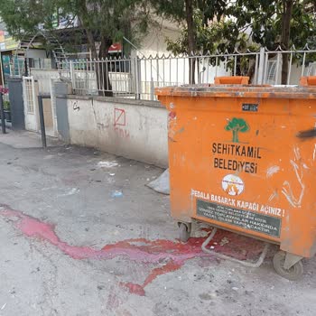Şehitkamil Belediyesi Çöp Konteyneri Kaldırılsın