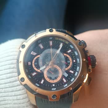 Nacar Saat Nacar Marka Saat Su Geçiriyor