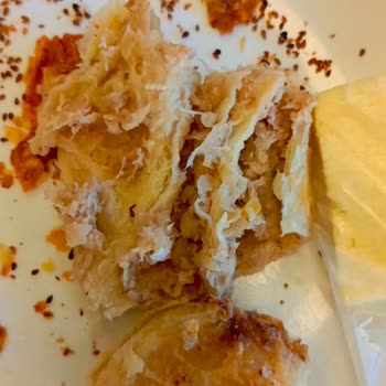 Tuğçe Simit Sarayı Bayraklı'da Börek Siparişi Ve Hizmet Kalitesi Üzerine Bir Değerlendirme