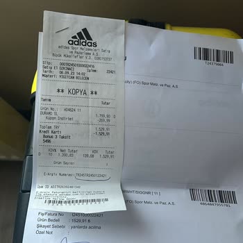 Adidas Mağdurları Adidas'tan Alınan Ayakkabının Ömrü 1 Gün