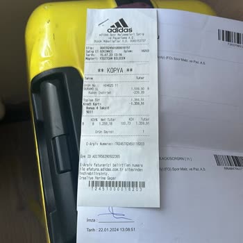 Adidas Mağdurları Adidas'tan Alınan Ayakkabının Ömrü 1 Gün